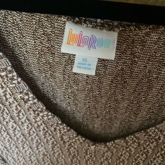 Lularoe Tops - Picture 11 of 12